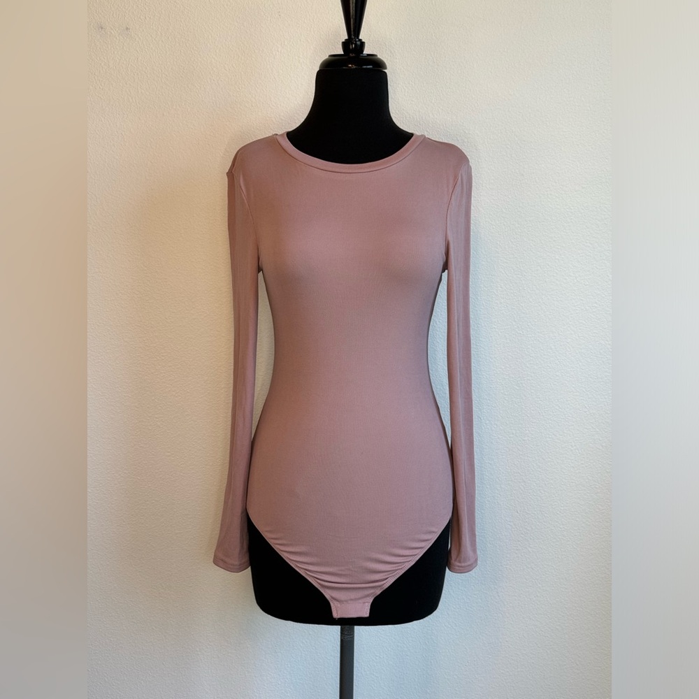 Elodie Long Sleeve Bodysuit - Dark Blush - Size L - Worn Once